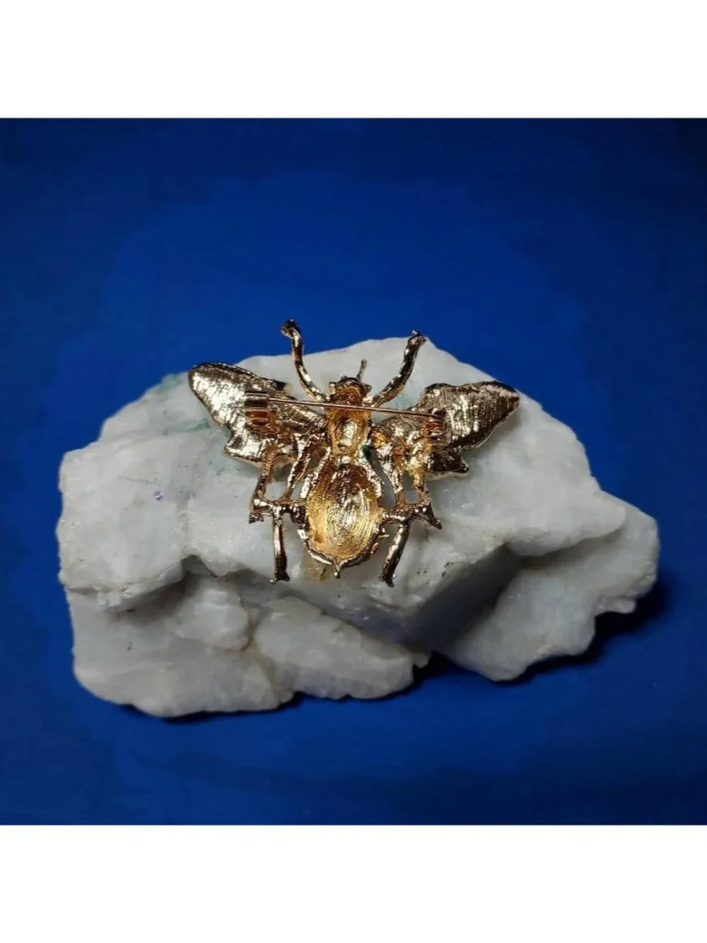 Bee Brooches Beautifully Detailed
